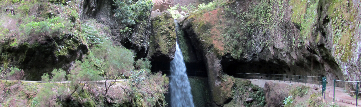Wasserfall der Levada Nova