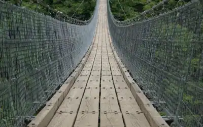 Wanderung zur Ponte Tibetano Carasc