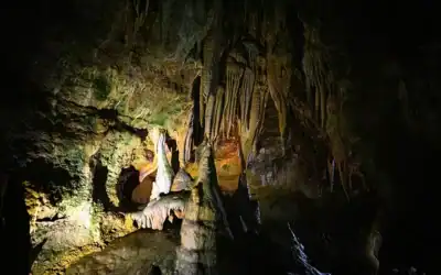 Teufelshöhle – Familientour in die Unterwelt
