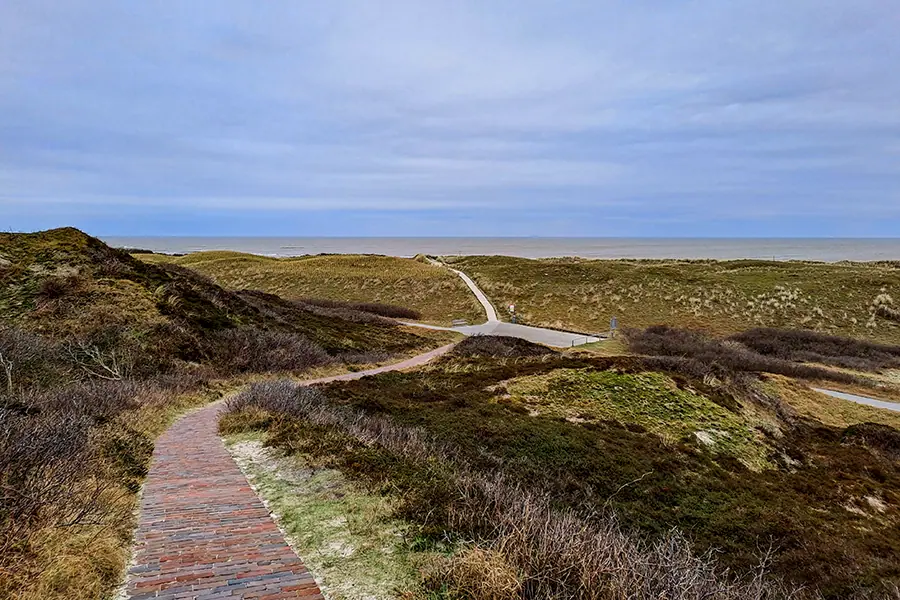 See You on the Outside Ostende Langeoog 02 Weg zur Aussichtsdüne im Pirolatal